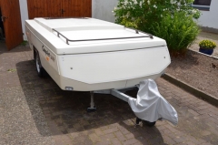 Camp-let Safir gewienert...