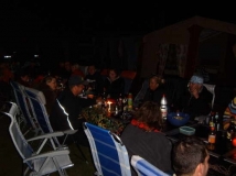 und es dauerte noch bis tief in die Nacht