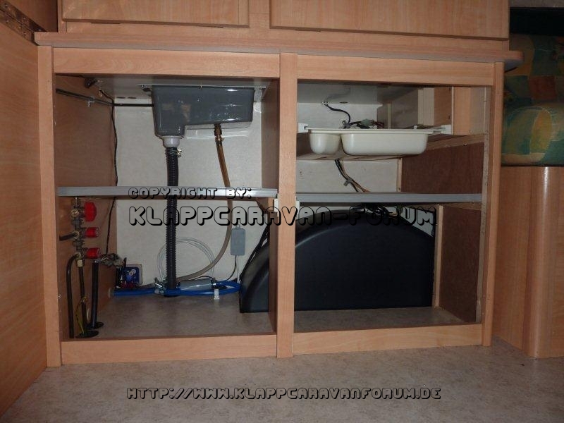 Küchenschrank