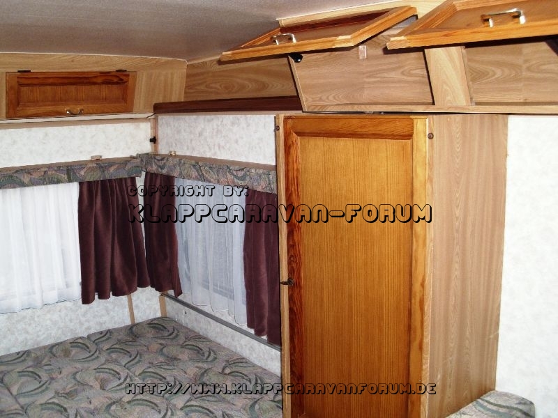 Unser neuer-Kleiderschrank