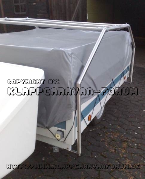 Eigenbau-Gepäckgalerie aus V2A - montiert von vorn