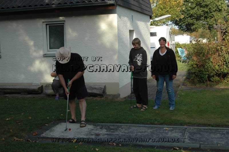 Oktoberfest - Der Rest - beim Minigolf