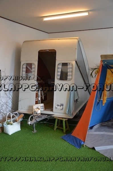 Camp-let Ausstellung